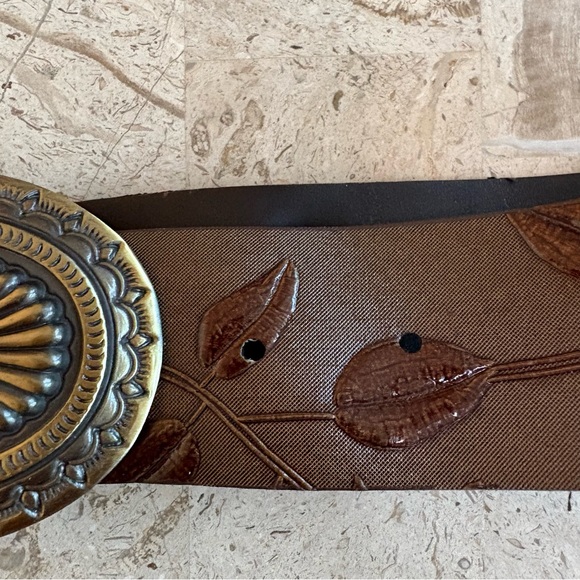 Oval Concho Western Embossed Brown Soft Belt Size M main image 4